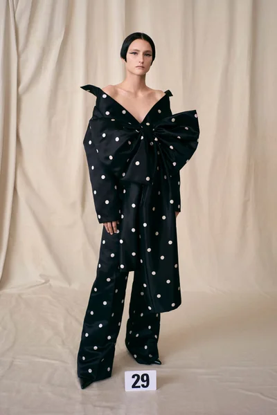 Look 29